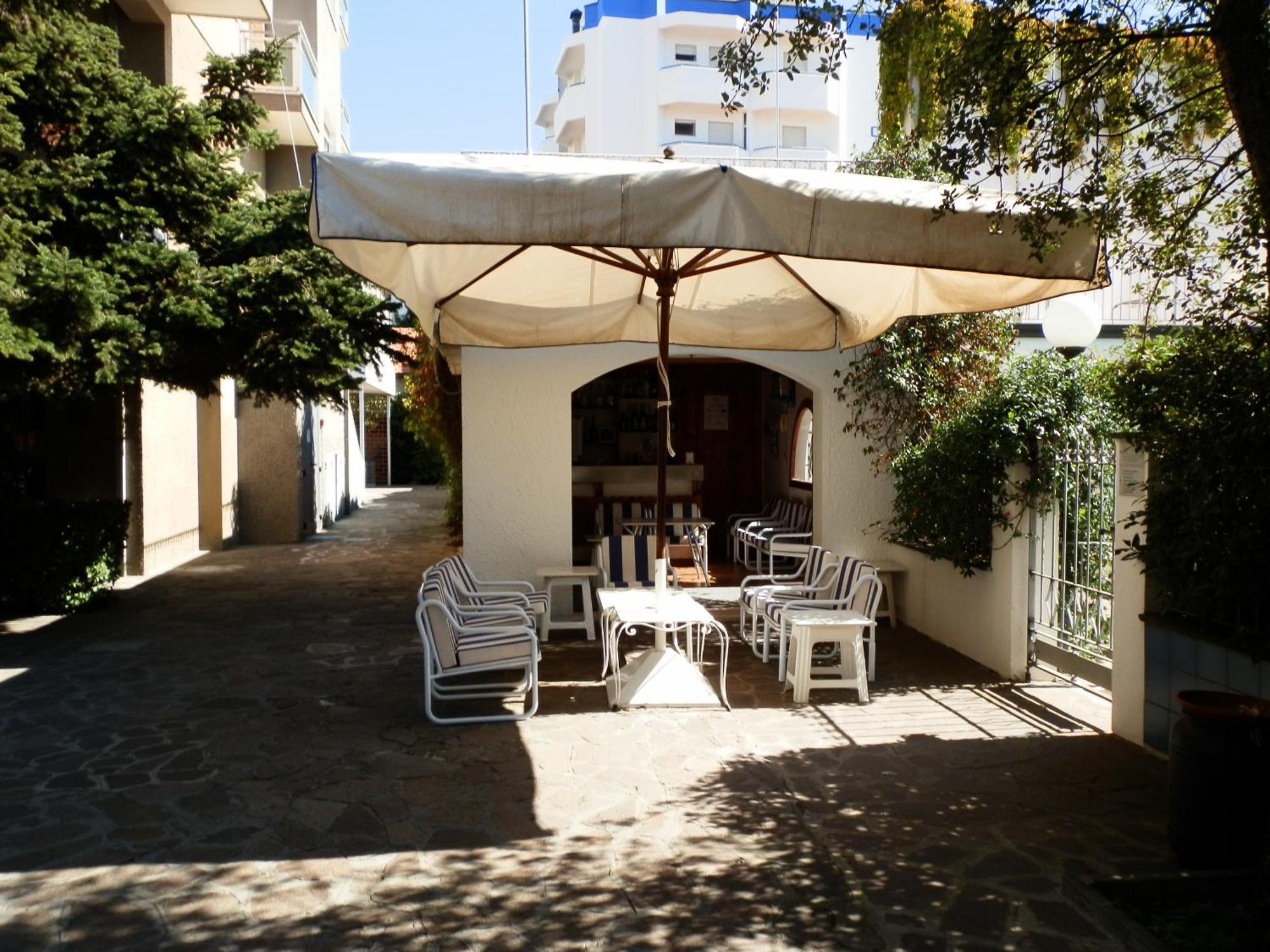Hotel Nautic B&B Bellaria-Igea Marina Exterior photo